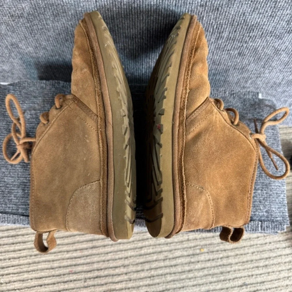 UGG allows rear while